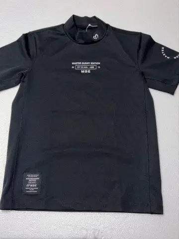 MASTER BUNNY EDITION 하이넥 셔츠 블랙