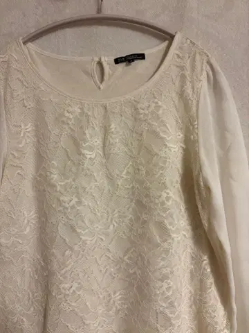 23구 꽃무늬 레이스 쉬폰 블라우스 화이트 사이즈 38