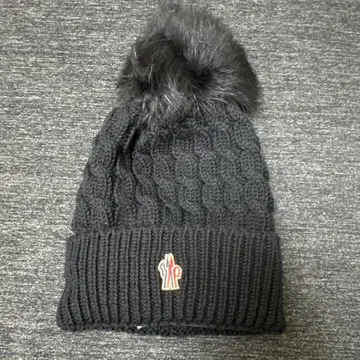 MONCLER 블랙 퍼 니트 모자