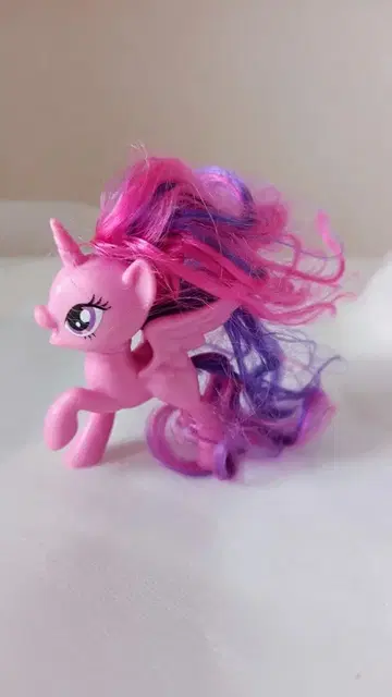 마이 리틀 포니 트와일라잇 스파클 유니콘 피규어, 2016년