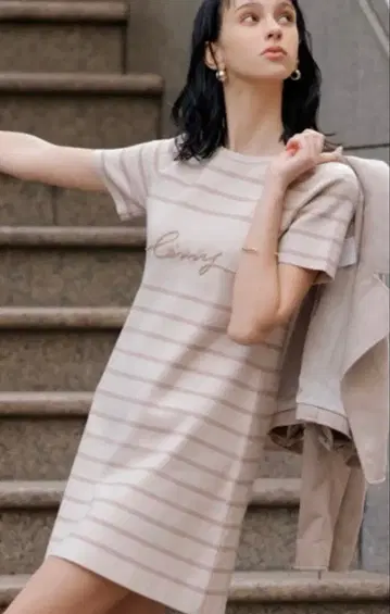 eimy istoire 클래식 보더 니트 미니 원피스