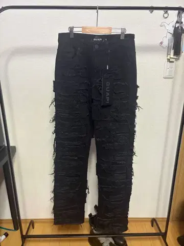[레어] 미사용 택 포함 GUAPI 디스트로이 배기 데님 밑단 지퍼 S