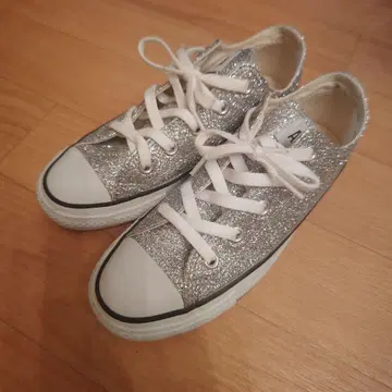 컨버스 실버 글리터 스니커즈