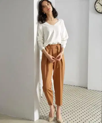 그린 레이블 릴랙싱 턱 벨트 슬랙스 사이즈 38