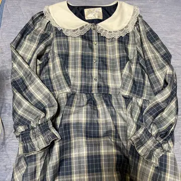 아오키 미사코 시마무라 체크 원피스 시나모롤