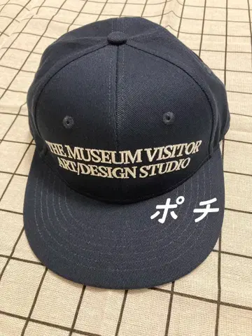 THE MUSEUM VISITOR 야구 모자 네이비