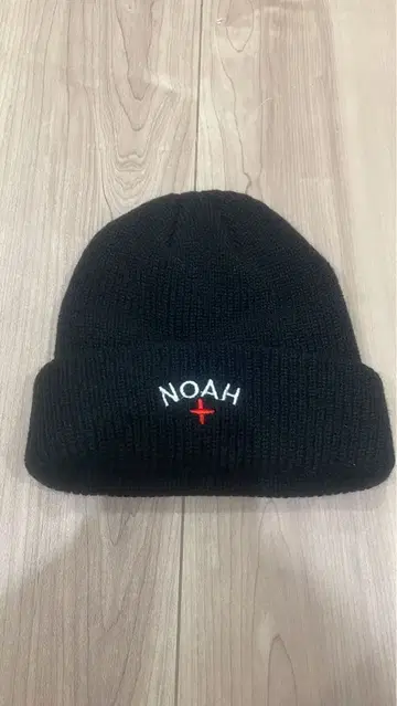 NOAH 블랙 니트 모자