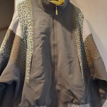 레오파드 무늬 악센트 집업 자켓