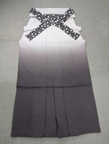 새상품 여자 하카마 크림 브라운 그라데이션 95cm