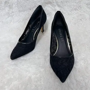 새상품급 LE TALON 탈론 레이스 펌프스 24.5 블랙 현행