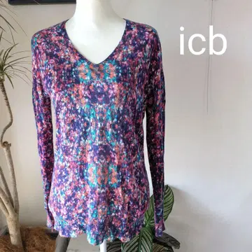 아이시비 린넨 소재 루즈핏 니트 컬러풀 모자이크 패턴