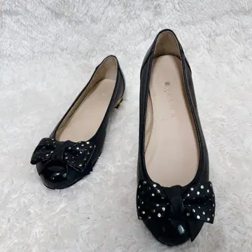 다이애나 가죽 플랫슈즈 22.5 블랙 리본