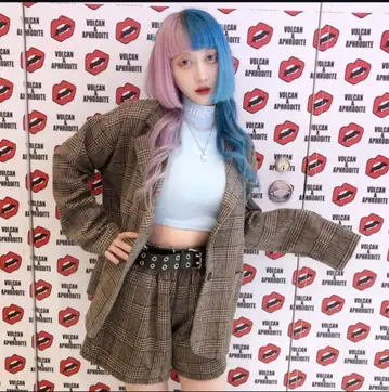 VOLCAN&APHRODITE 울 터치 숏 기장 체크 셋업