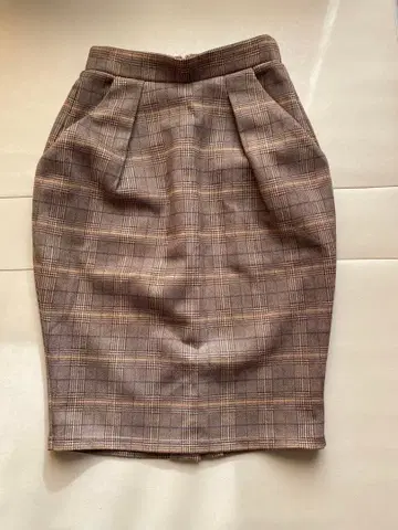 모토 스즈키 핀업 클로젯 타이트 스커트 S