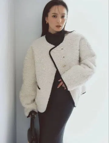 anuans 아뉴앙스 ECOPEL 파이핑 보아 자켓