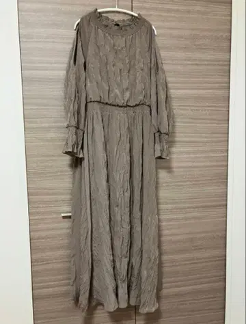 rielle riche 리엘리셰 원피스 브라운 오픈숄더