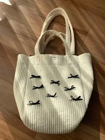 집소필리아 gypsohila 시티 백(T) 화이트 리본