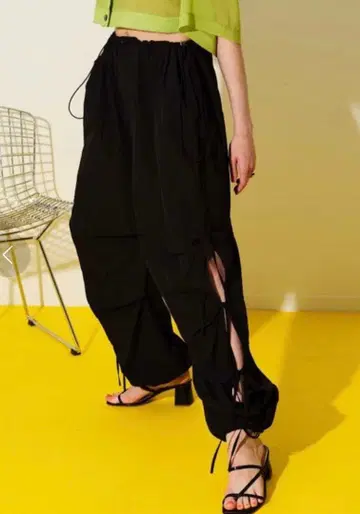 메종 스페셜 사이드 리본 팬츠 블랙