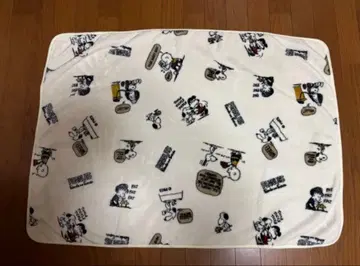 PEANUTS 스누피 담요