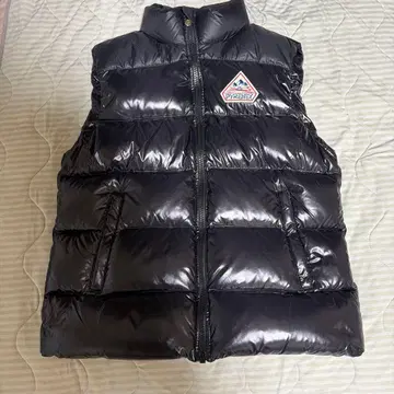 새상품 피레넥스 다운 베스트 L