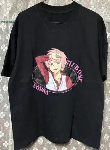 에브리데이 호스트 코이치 T셔츠 UGC