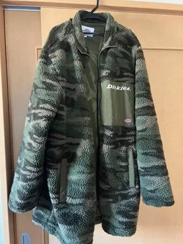 Dickies 카모플라쥬 플리스 자켓