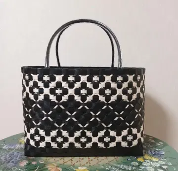 PP 밴딩 백, 블랙 아이보리 A4 사이즈 OK 올 시즌 OK