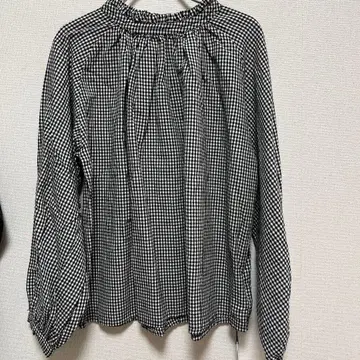 hagumu 목 프릴 풀오버 미사용 새상품