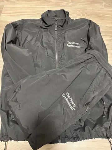 바스락 바람막이 셋업 테크 계열