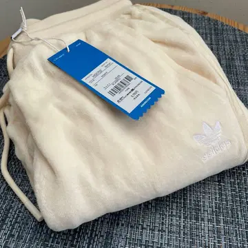 adidas 슬림 조거 팬츠 M 사이즈