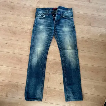 RED CARD 블루 스트레이트 데님 팬츠