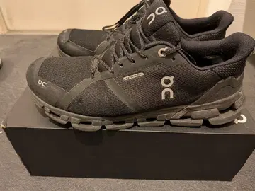 on 블랙 스니커즈 27.5