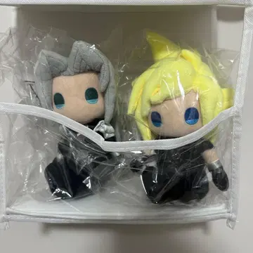 클라우드 스트라이프와 세피로스 봉제 인형 세트