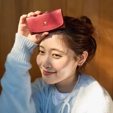 yubeshi x Dakota 콜라보 카모마일 키케이스 브라운