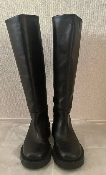 ZARA 블랙 가죽 롱 부츠 통굽