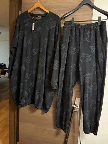 타임세일 스탠디 상하의 세트 (F) 사이즈 (택 포함 새상품)