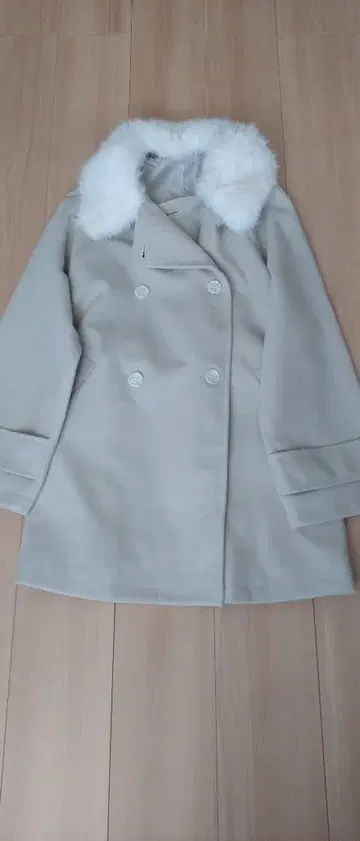 아베일 퍼 코트 미사용