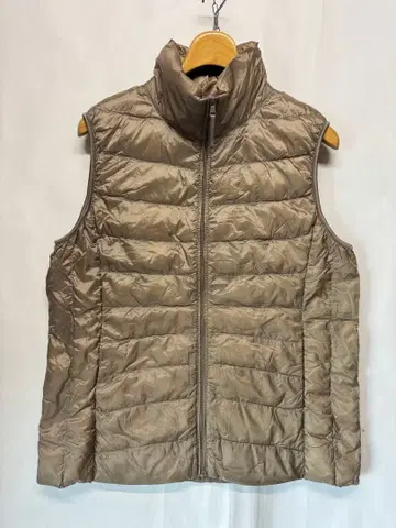 UNIQLO 유니클로 라이트 다운 베스트 경량 집업 베이지 XL