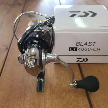 DAIWA 18 블라스트 LT4000-CH
