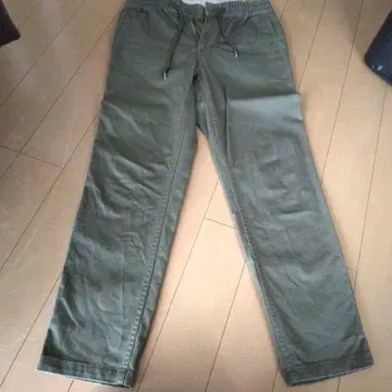 BEAMSHEART 치노 팬츠