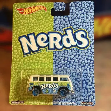 핫휠 폭스바겐 디럭스 왜건 Nerds