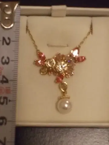 스와로브스키 목걸이 핑크 계열