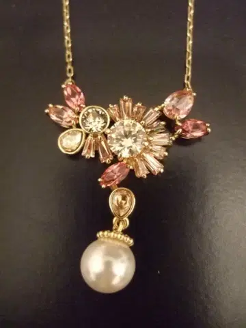 스와로브스키 목걸이 핑크 계열