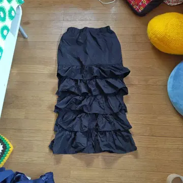 THEYON 프릴 디자인 롱 스커트 F 사이즈