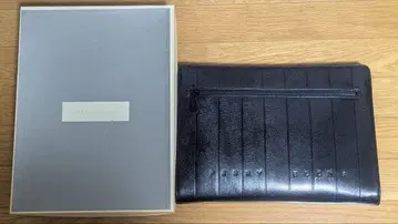 미사용 PERRY ELLIS 블랙 천연 가죽 클러치백