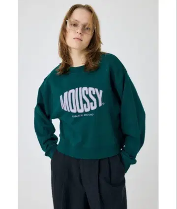 MOUSSY PATCHED OVAL MOUSSY 로고 풀오버