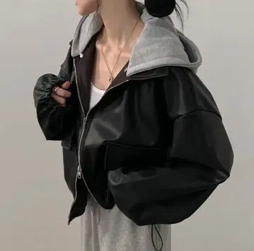 합성 피혁 블랙 후드 부착 자켓