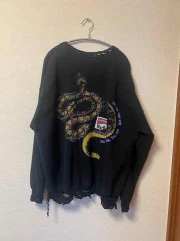 Marlboro snake pass hard clash sweat