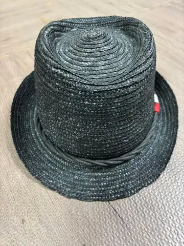 블랙 스트로우 햇 포에버21