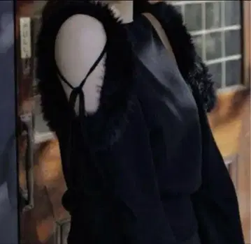 SNIDEL 에코 퍼 슬리브 니트 풀오버 BLK